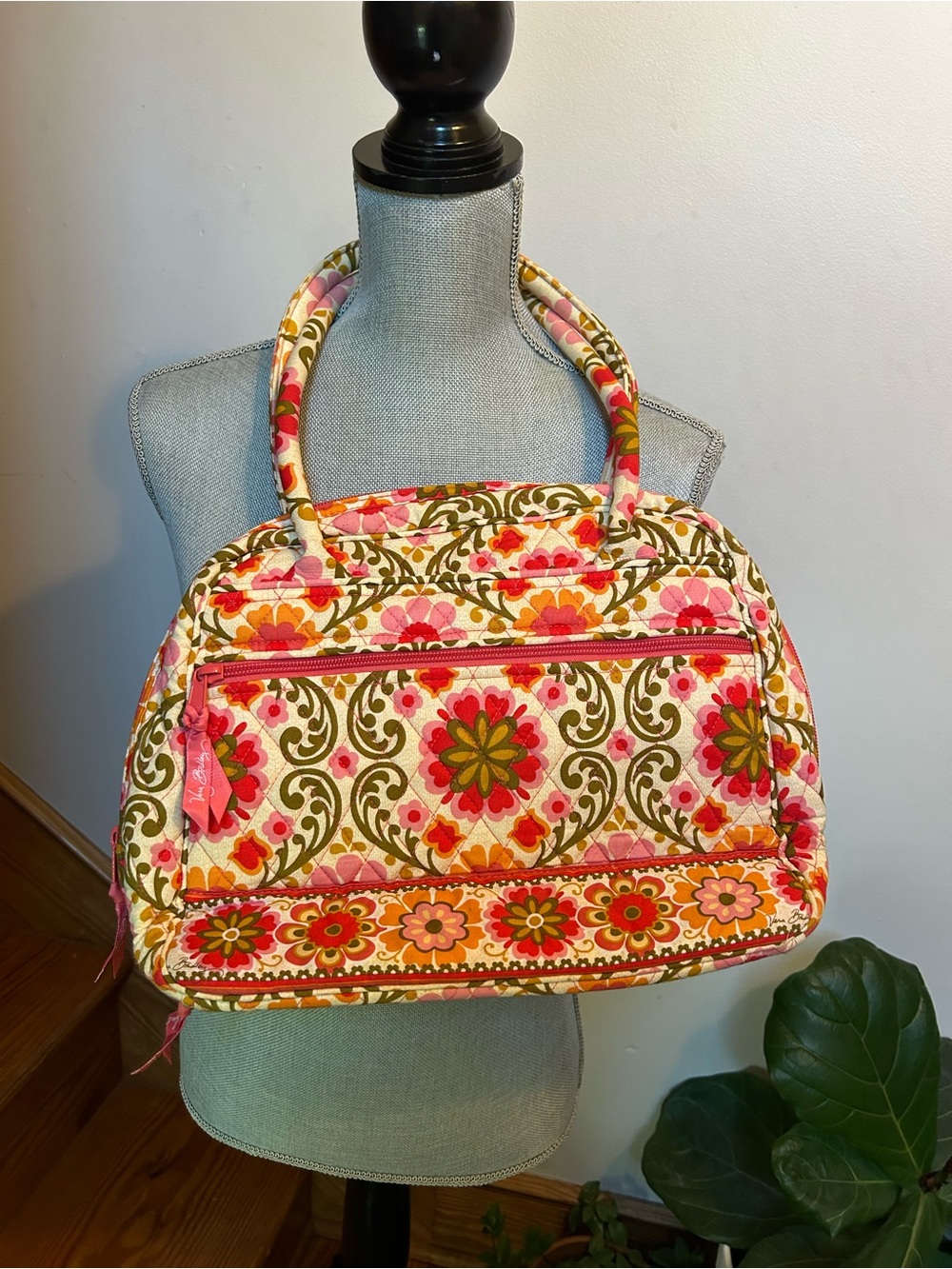 Vera Bradley Retired Folkloric Pink and Orange Floral Quilted Shoulder Bag